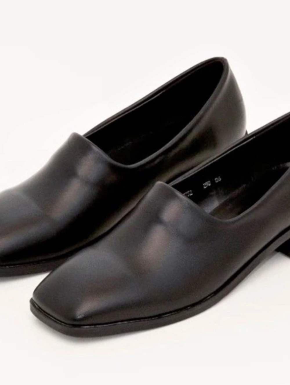 Shop peche 
Black Slip-On Loafers 
ONLY WORN ONCE